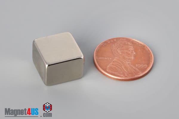 1/2" x 1/2" x 3/8" N45 Neodymium Block Magnet