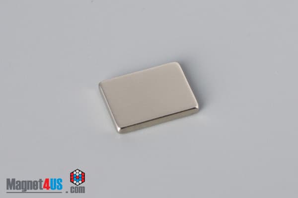 1/2" x 3/8" x 1/16" N45 Neodymium Block Magnet - photo 2
