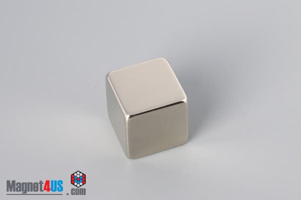 5/8" x 5/8" x 5/8" N40 Neodymium Block Magnet - photo 2