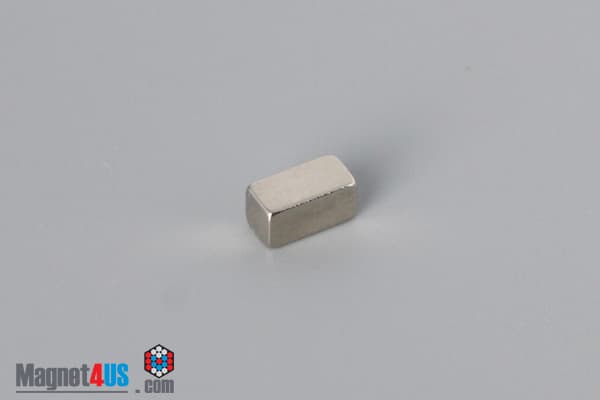 1/8" x 1/8" x 1/4" N52 Neodymium Block Magnet - photo 2
