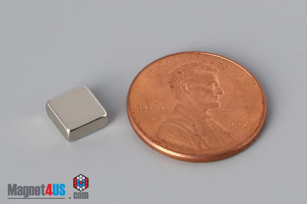 1/4" x 1/4" x 1/10" N45 Neodymium Block Magnet - photo 1