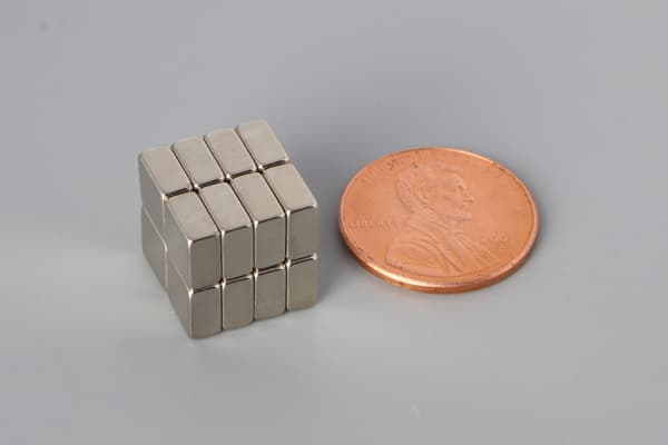 1/4" x 1/4" x 1/8" N40 Neodymium Block Magnet - photo 5