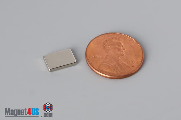 3/8" x 3/16" x 1/16" N52 Neodymium Block Magnet - photo 1