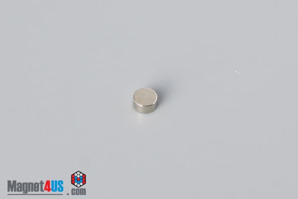 1/8" dia. x 1/16" N45 Neodymium Disc Magnet - photo 2