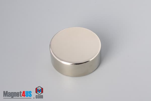 1 1/4" dia. x 1/2" N45 Neodymium Disc Magnet - photo 2
