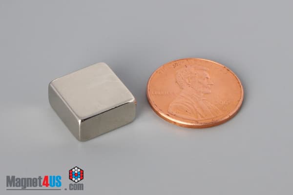 1/2" x 1/2" x 1/4" N52 Neodymium Block Magnet - photo 1