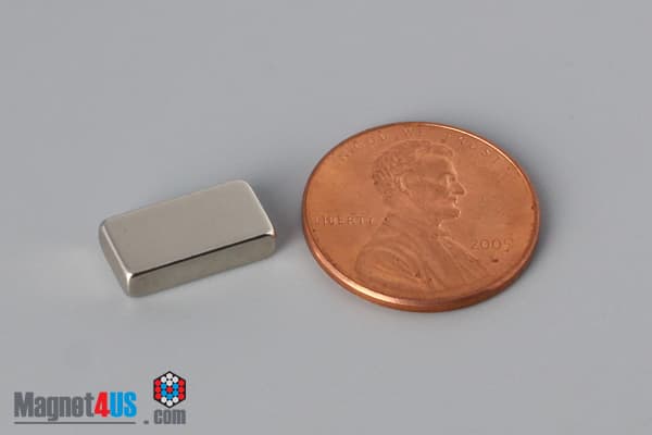 1/2" x 1/8" x 1/4" N40 Neodymium Block Magnet - photo 1