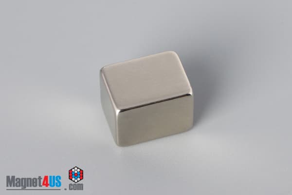1/2" x 3/8" x 3/8" N45 Neodymium Block Magnet - photo 2