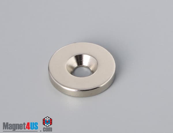3/4" od x 1/8" #8 N42 Countersunk Magnet - photo 1