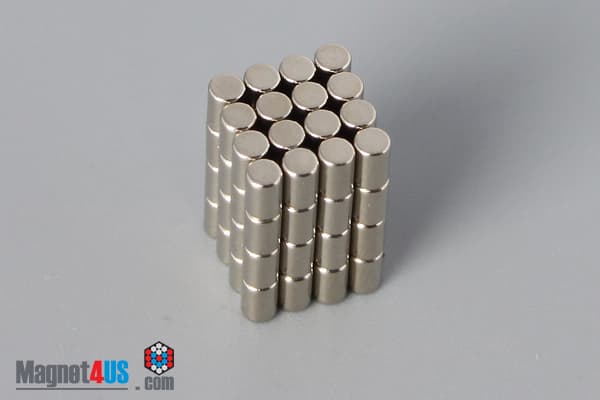 1/10" dia. x 1/8" N45 Neodymium Cylinder Magnet - photo 4